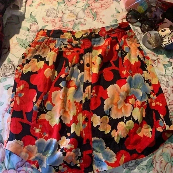 🌟HP NWT Loft Women’s Flower Pattern Skirt Size Medium Petite Buttons and Pockets - Picture 1 of 12
